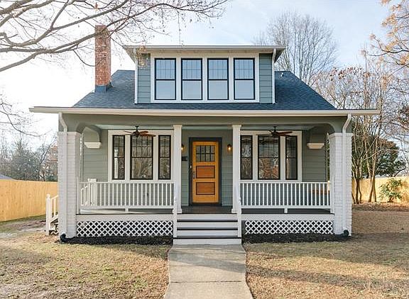 2nd image of 1249 Dubois Ave