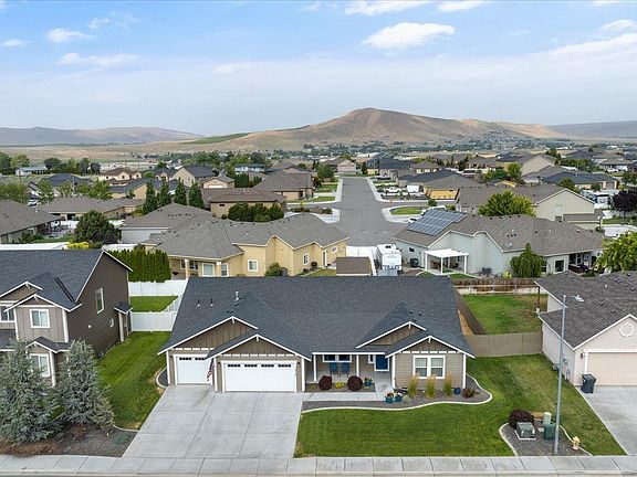 4th image of 1519 Amber Ave