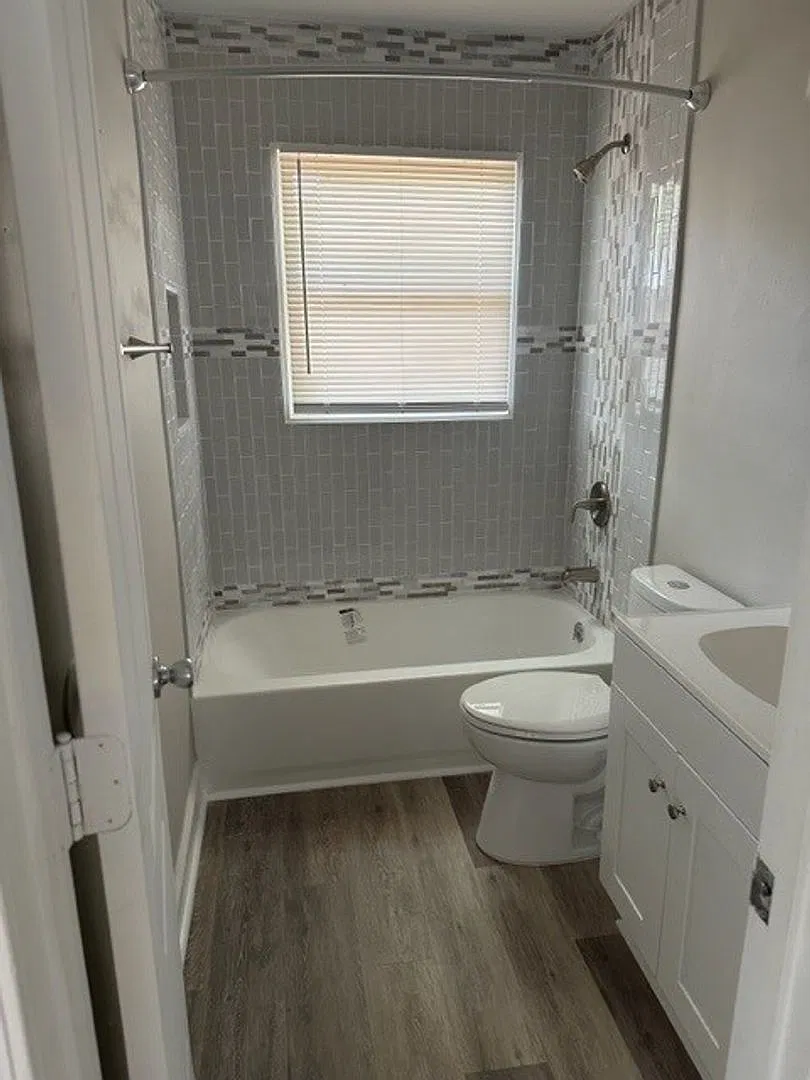 Two Bedroom House — Photo 4