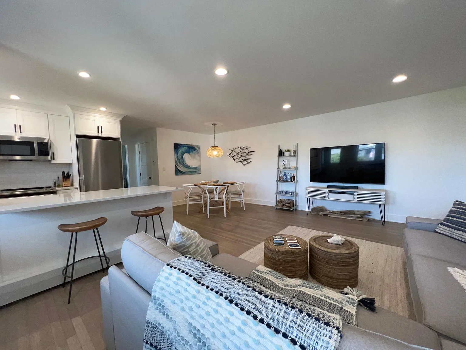 12 Wharfside Dr — Photo 2