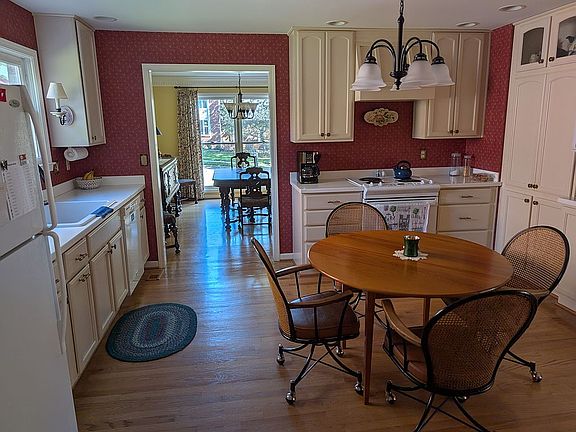 Kraftmaid cabts, soft close