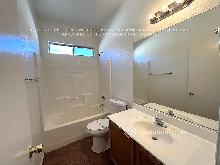 6347 W Hilton Ave — Photo 11