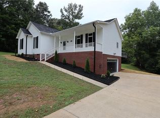 1250 Noah Rd, Graham, NC 27253