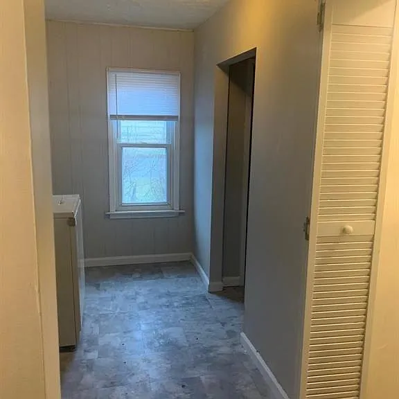34432 Donnelly St — Photo 5