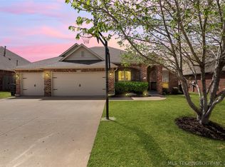 4648 E 144th Pl S, Bixby, OK 74008