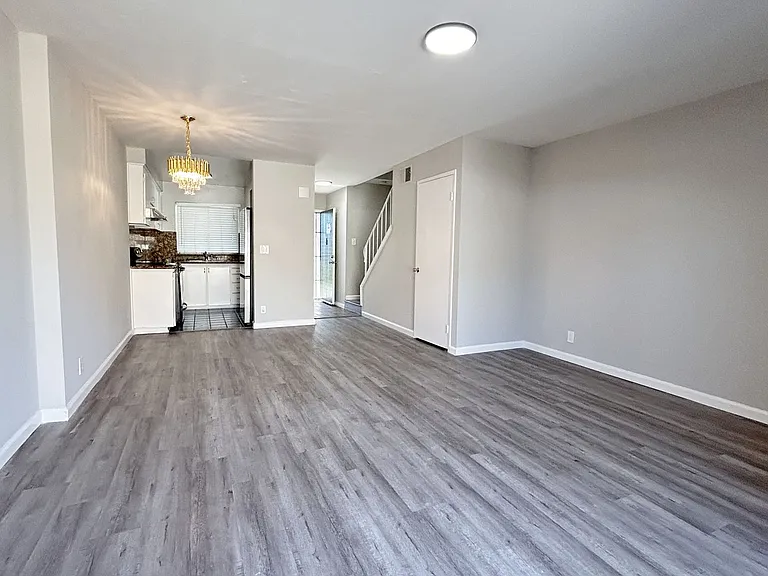 3309 Innerwick Ln #3309 — Photo 2