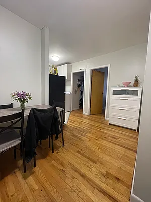 Rented by Denise Rosenblum, LREB | media 6