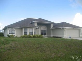 918 NW 32nd Pl, Fort Myers, FL 33993