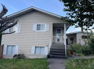 114 Debeck St #1A, New Westminster, BC V3L 5E4