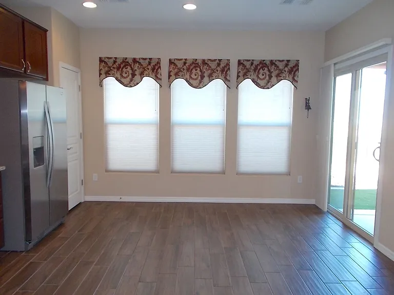 790 Country Grove Ln — Photo 8