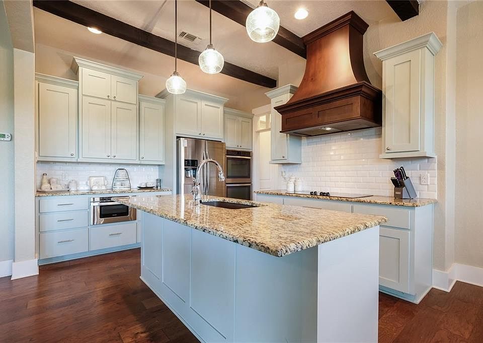 1st image of 1061 Bridlewood