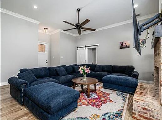 4th image of 6509 Red Yucca Rd