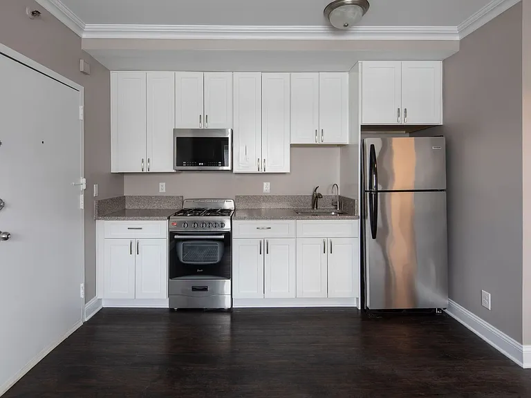 30 Euclid Ave — Photo 18