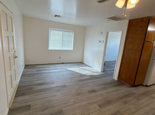 2706 16th St APT C, Bakersfield, CA 93301