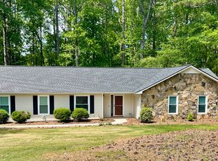 122 Hilo Rd, Fayetteville, GA 30215