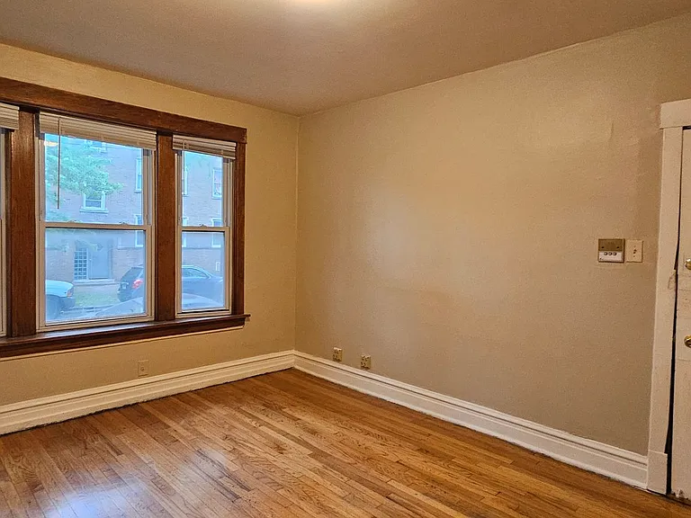 1117-23 N Kildare Ave — Photo 2