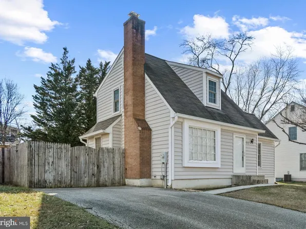 1012 Hyde Park Dr, Annapolis, MD 21403