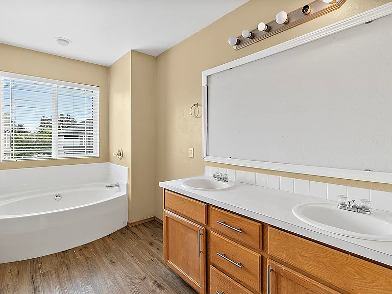 1324 181st Street Ct E — Photo 10