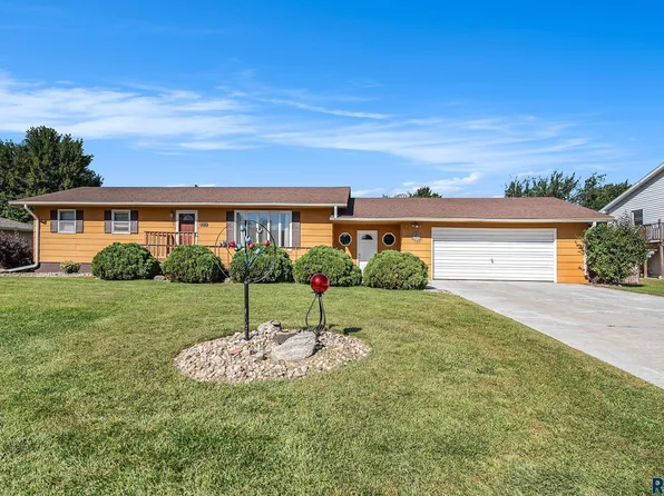 311 S Florence Ave, Colman, SD 57017