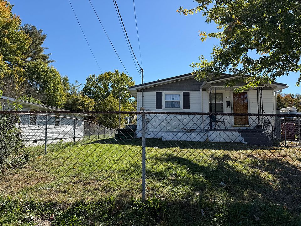1st image of 308 Colorado St