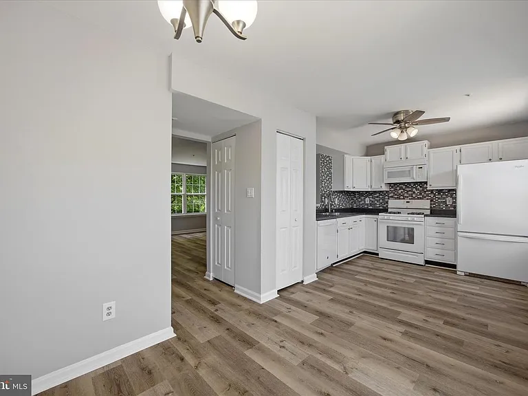 2315 Bluegrass Heights Ct — Photo 8