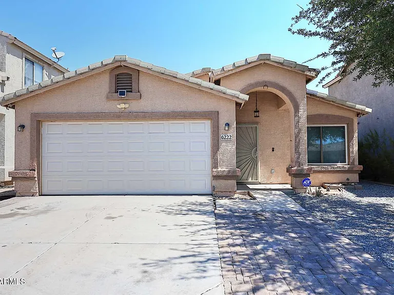 6222 W Warner St — Photo 3
