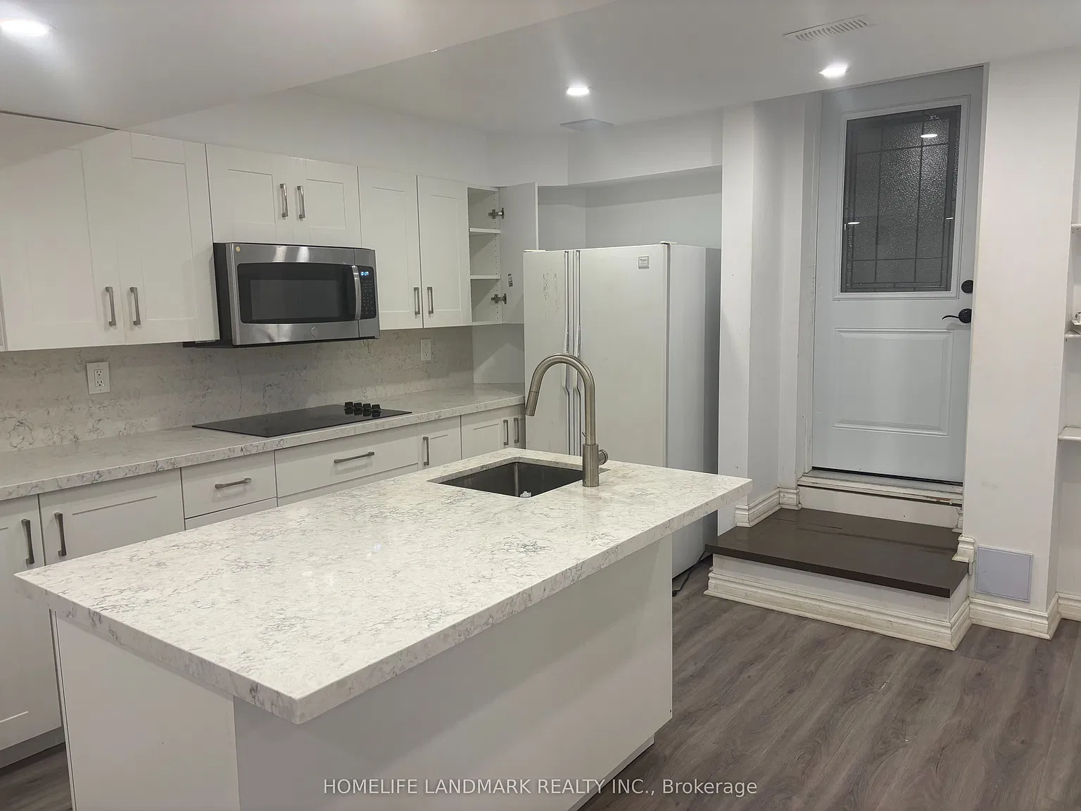 2 bed, $1,800 — Photo 3