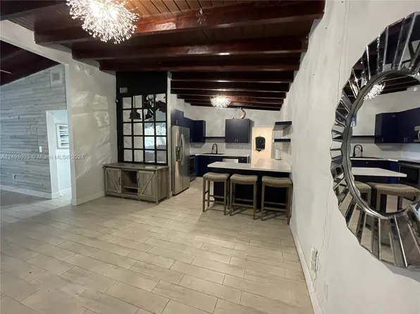 1260 NE 153rd St, North Miami Beach, FL 33162