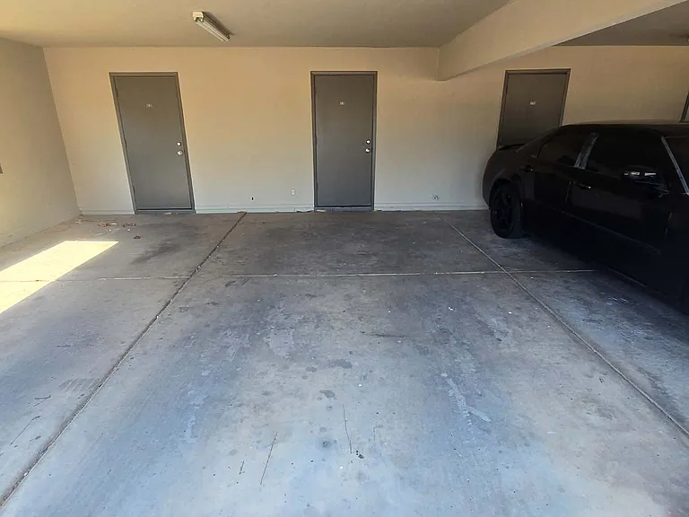 286 W Palomino Dr #2 — Photo 14