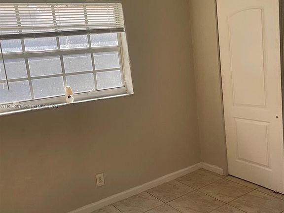 3rd image of 305 NE 13th Ave