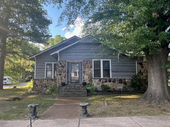 519 S Broad St, Batesville, AR 72501