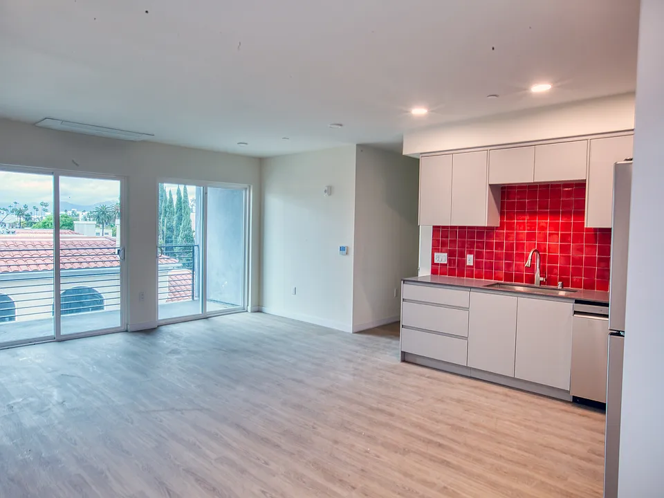 14629 Erwin St #501