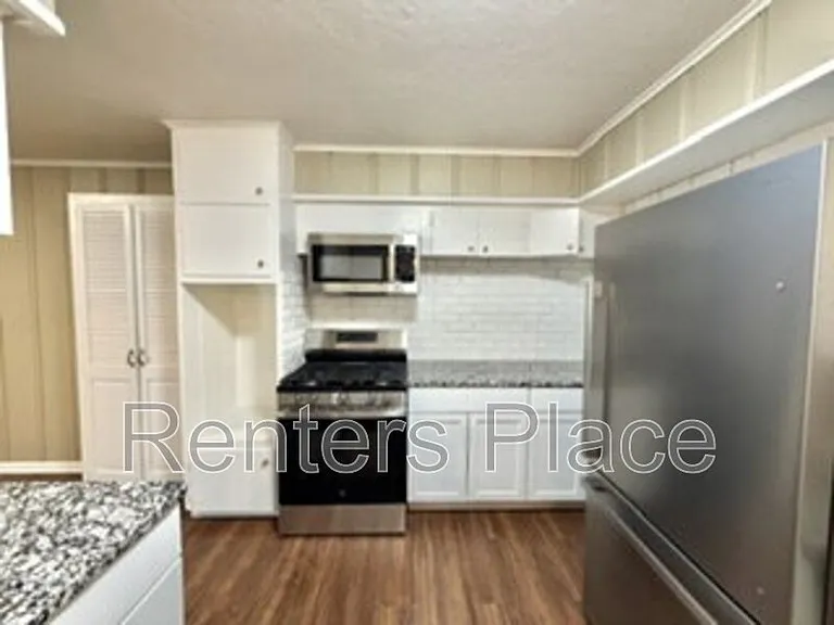 5501 S Newport Ave — Photo 10