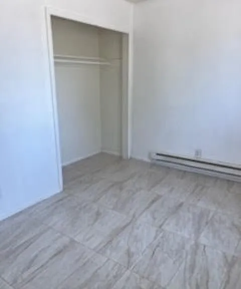 209 Texas St NE #B — Photo 3