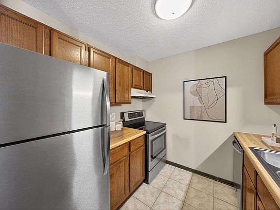 5th image of 2114 Valleyhigh Dr NW #B104