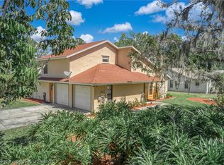 3037 Jacaranda Ave, Lake Placid, FL 33852