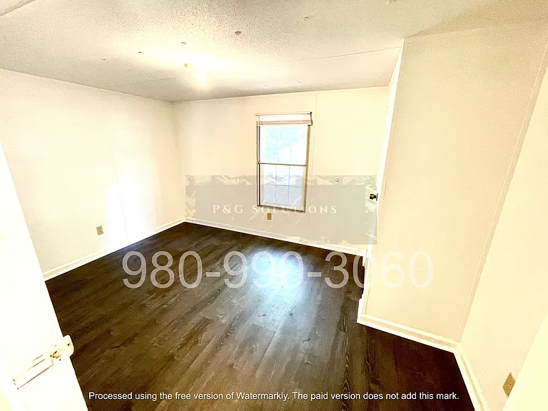 345 Imperial Dr — Photo 6