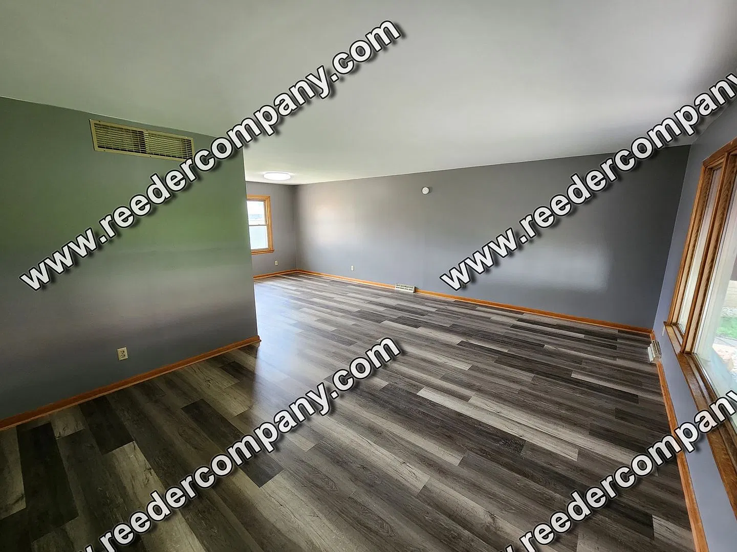 Spacious/Newly renovated 3 bedroom 2 bathroom house — Photo 2