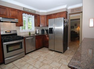 15 York Pl, Berkeley Heights, NJ 07922
