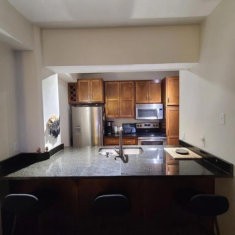 112 W Washington Blvd — Photo 4