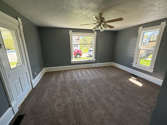 2nd image of 304 S Wood St #2B
