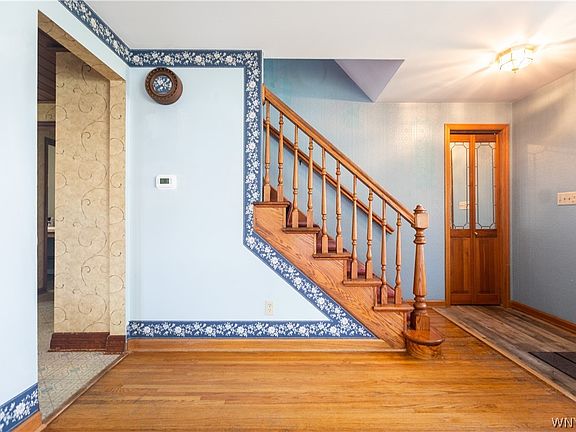 2nd image of 176 Rosewood Dr