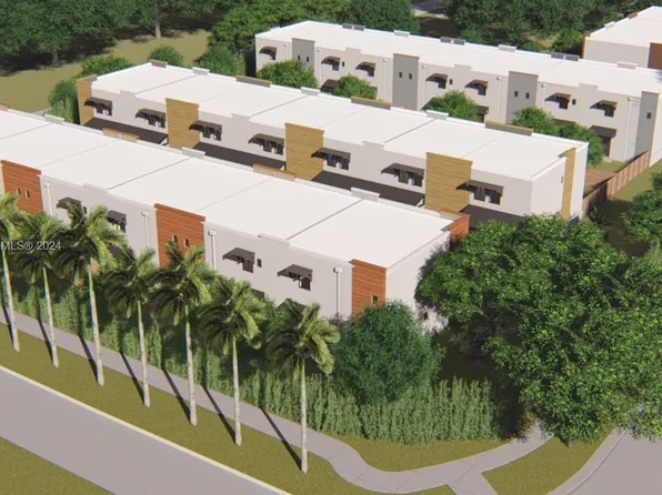 538 NW 7th St #2, Florida City, FL 33034