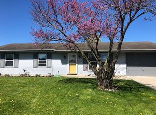 209 Prestwick Dr, Kendallville, IN