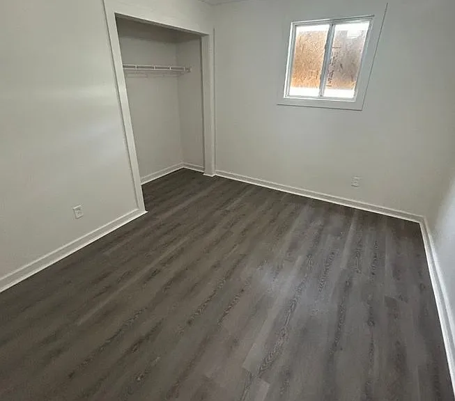1710 Parklane Dr — Photo 4
