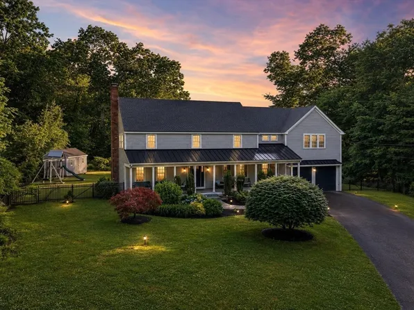 34 Sherman Dr, Scituate, MA 02066