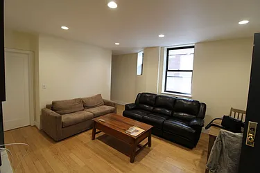 Rented by Mossanen Group