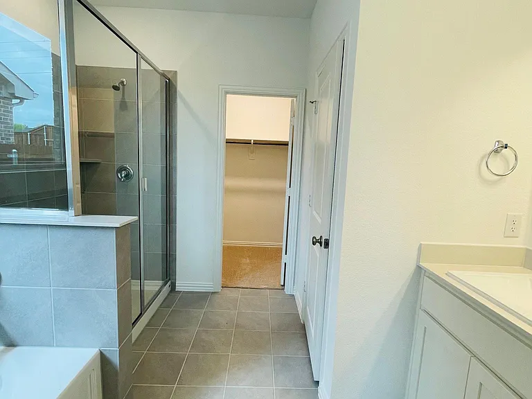 1836 Lockhart Dr — Photo 10