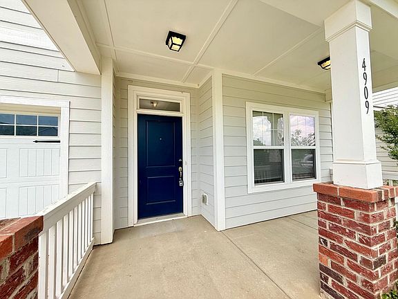 3rd image of 4909 Grace View Dr