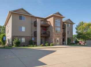 3130 Wilson Ave SW APT 2, Cedar Rapids, IA 52404